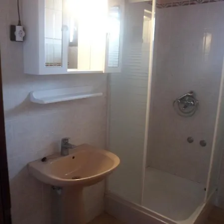 Liget Vendeghaz Apartment *
